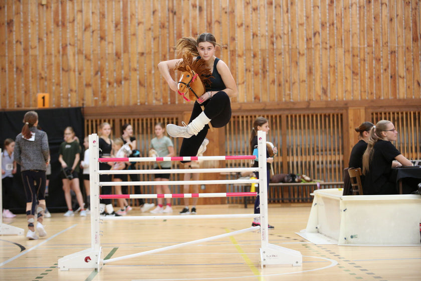 5 Najczęstszych błędów w skokach Hobby Horsing i jak ich unikać