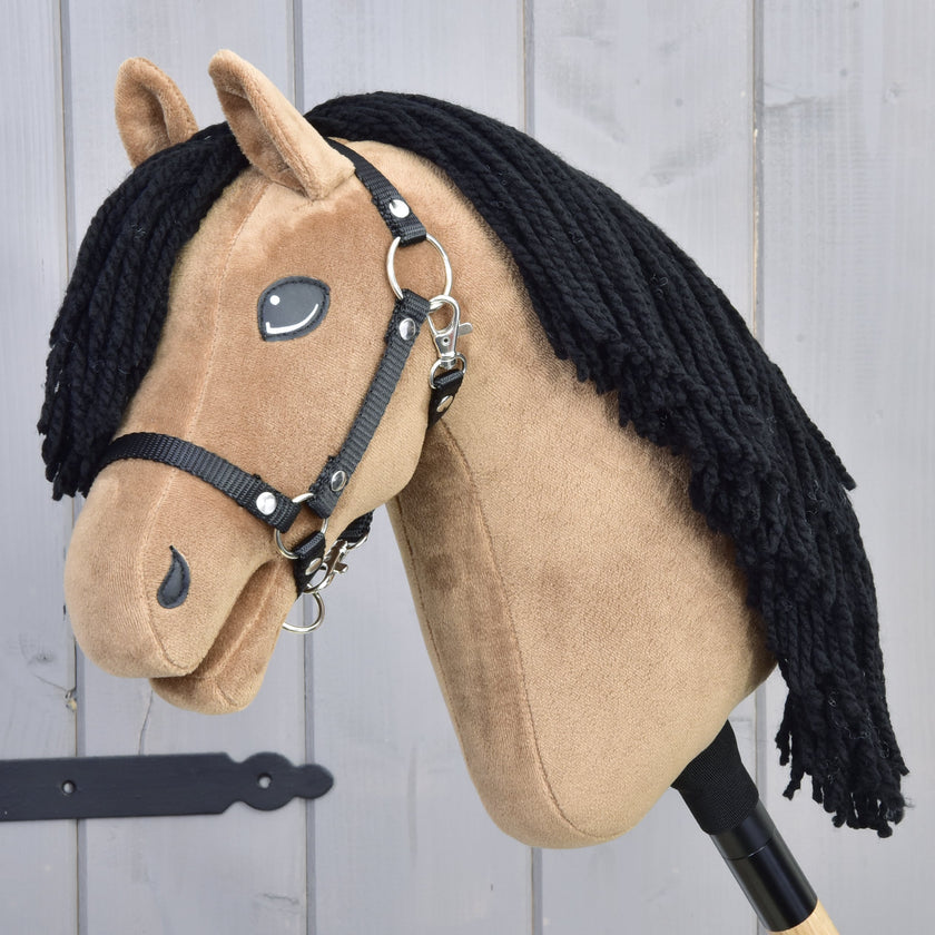 Hobby Horse Samantha z Czarnym Kantarem