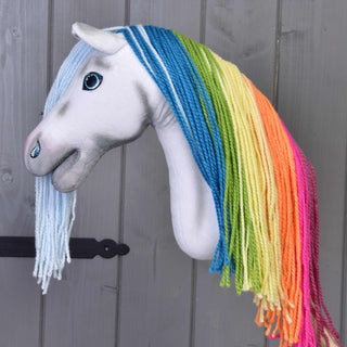 Hobby Horse Jednorożec Rainbow z Ogłowiem i Kantarem