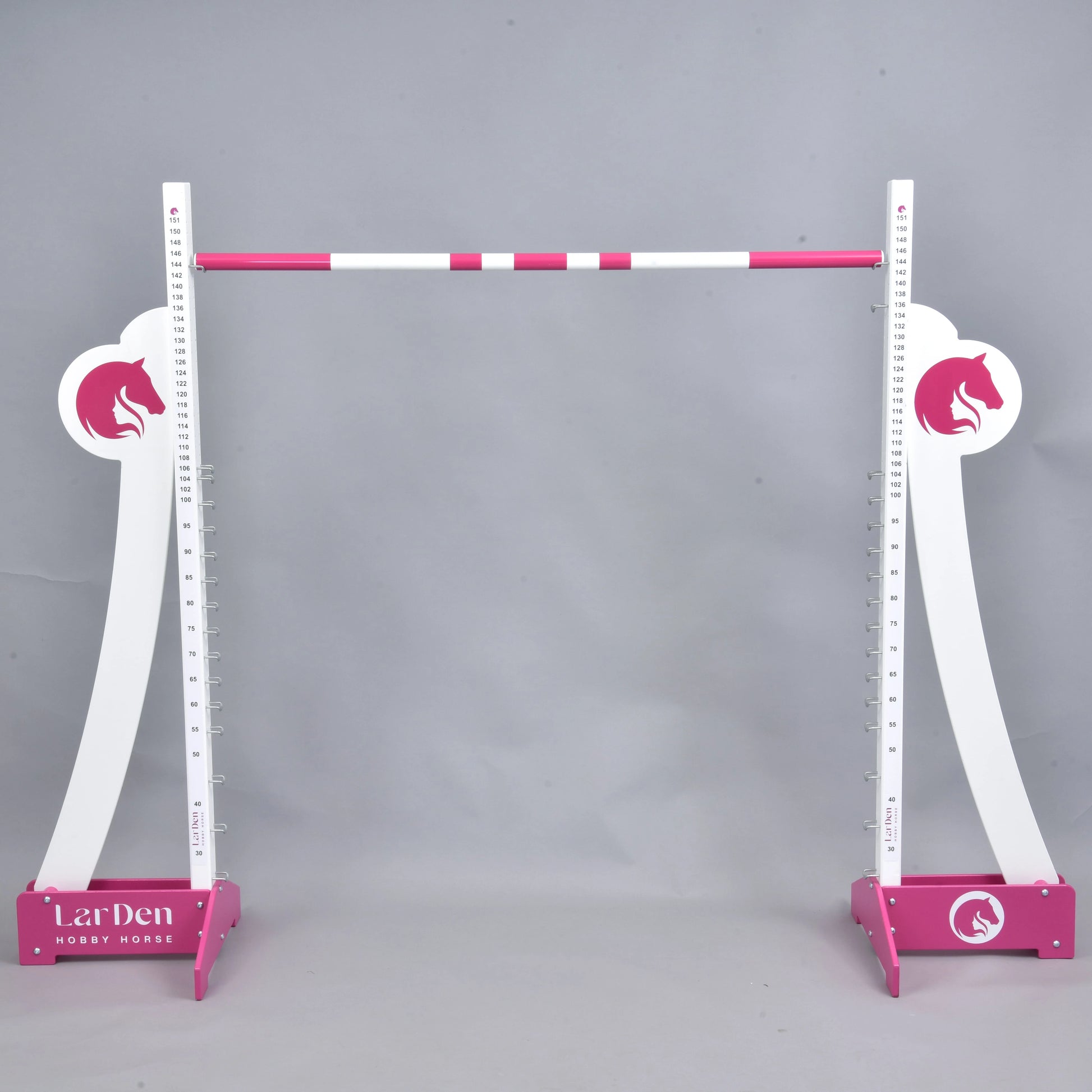 LarDen Hobby Horse skok Puissance