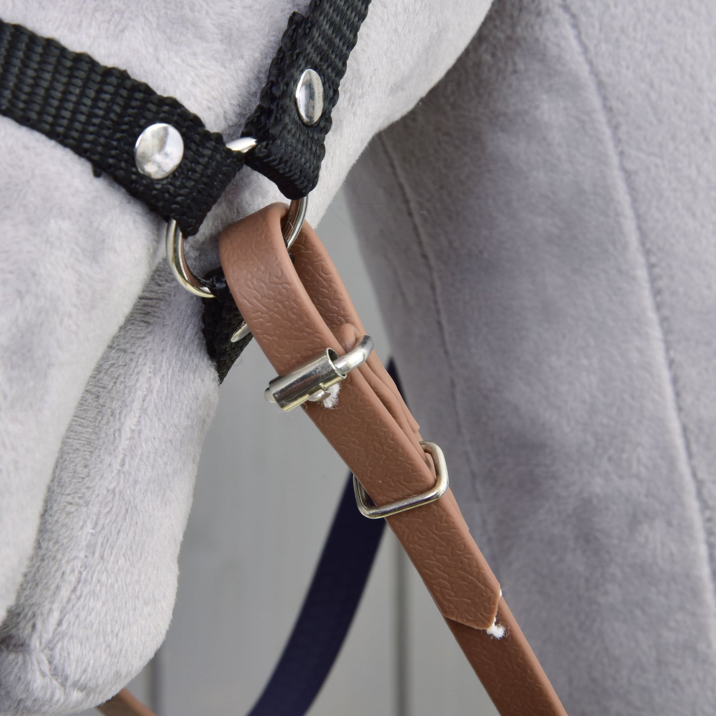 Wodze gumowane brązowy fioletowy