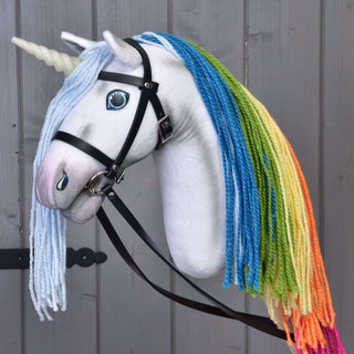 Hobby Horse Jednorożec Rainbow z Ogłowiem i Kantarem