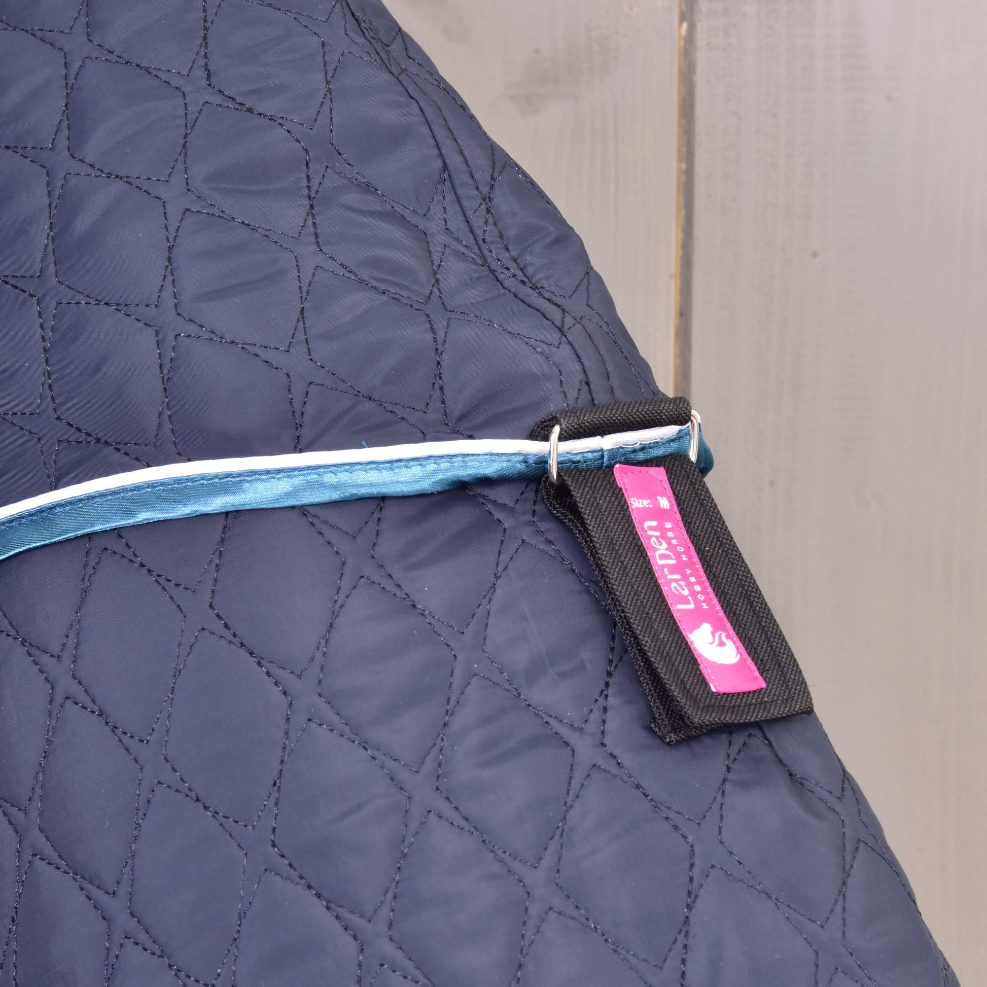 Derka z odpinaną osłoną szyi Mandarin