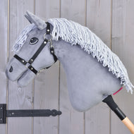 Hobby Horse Grace z Czarnym Kantarem