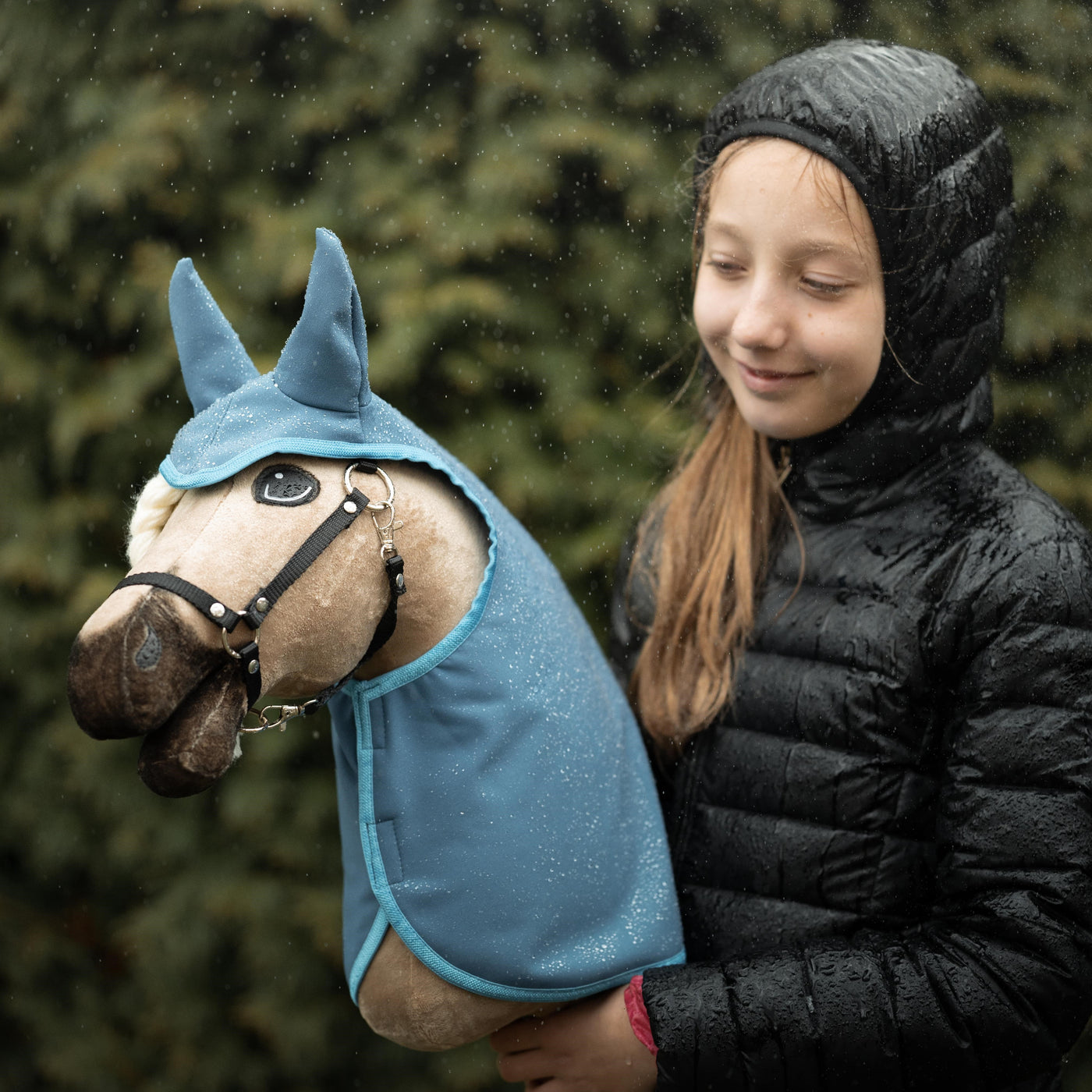 Płaszcz przeciwdeszczowy Lara – Niezawodna ochrona przed wiatrem i pogodą