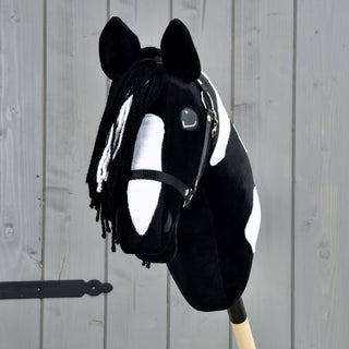 Hobby Horse Merlin z czarnym Kantarem