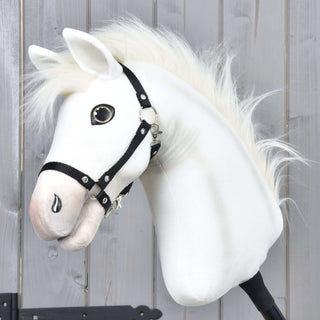 Hobby Horse Nexus z czarnym kantarem