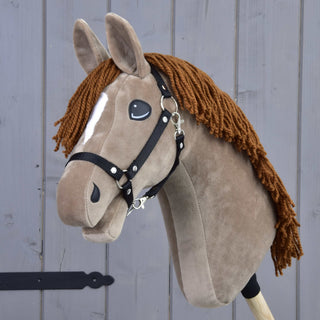 Hobby Horse Oliver z Czarnym Kantarem + Futrzany Kantar GRATIS