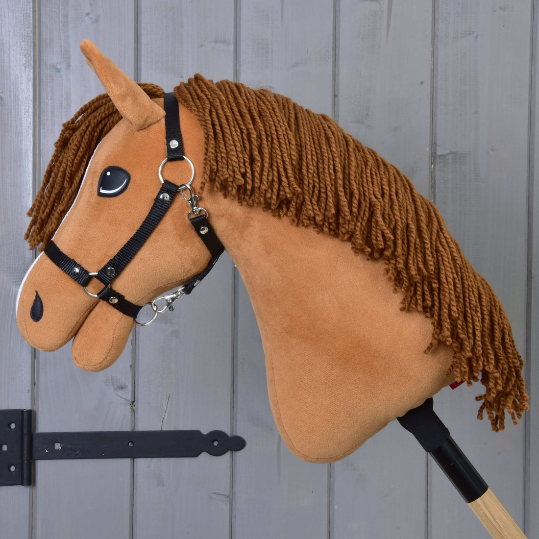 Hobby Horse Wendy z czarnym Kantarem