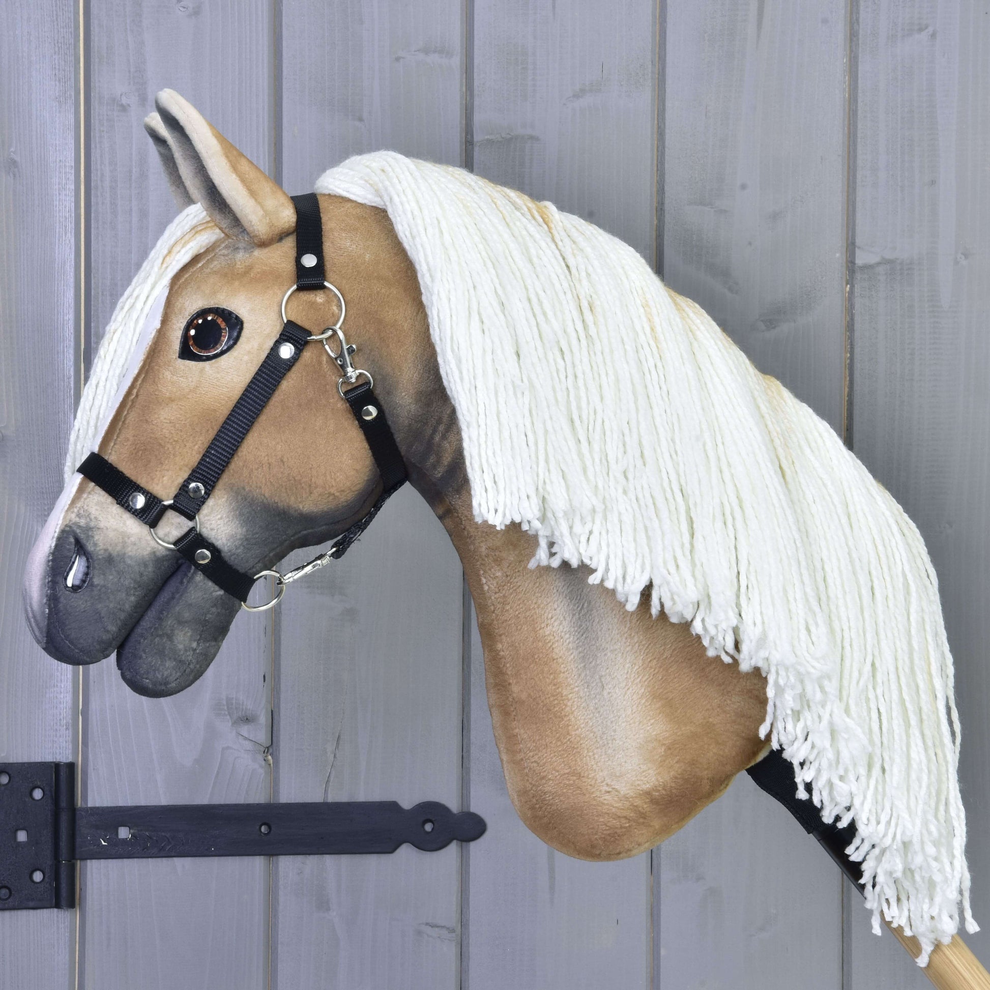 Hobby Horse Connie z Czarnym Kantarem