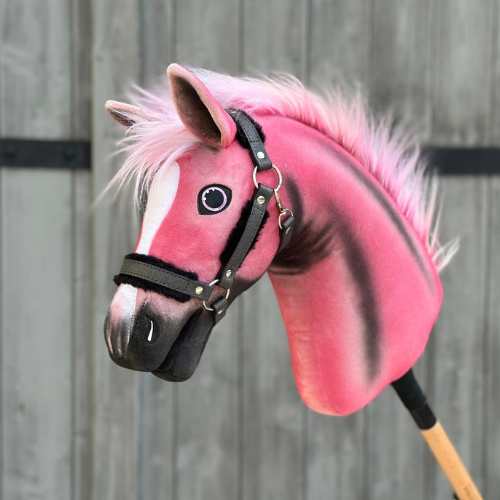 Hobby Horse LarDen Pinkie z brokatowym kantarem