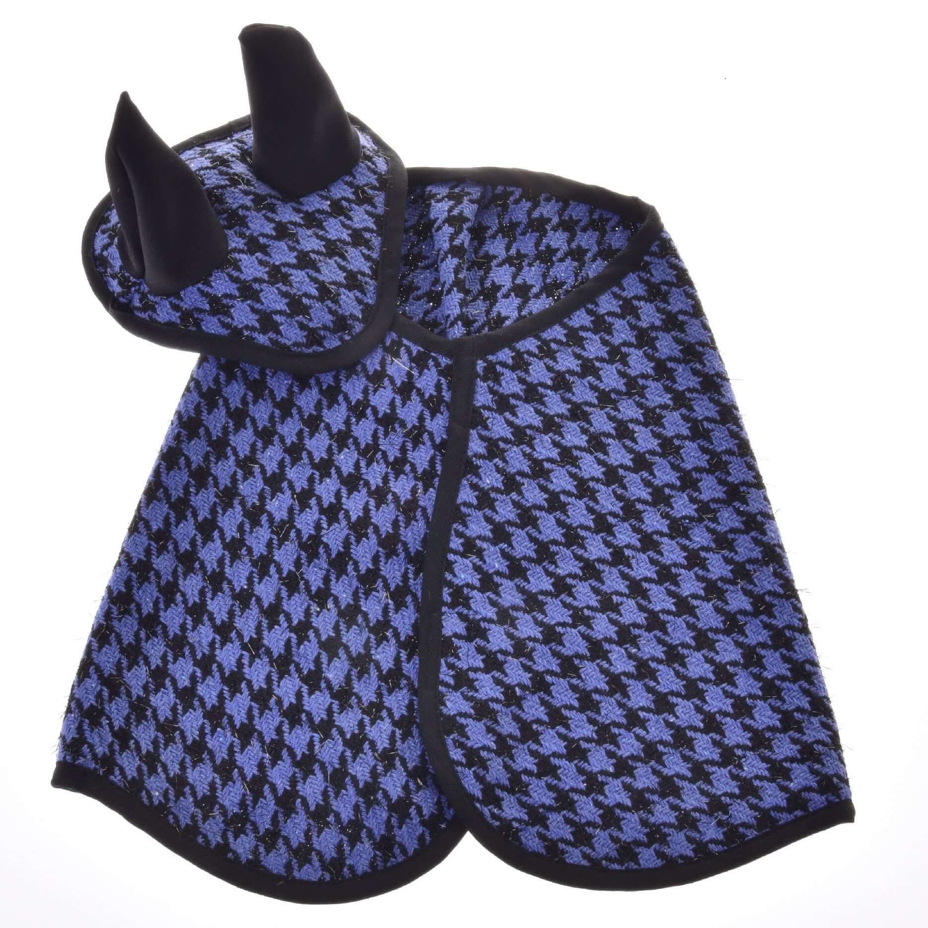 Set festive checkered blue (ear bonnet and blanket)